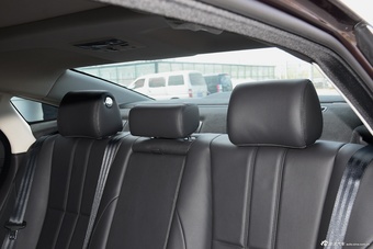 2016款捷豹XJL 2.0T自动两驱典雅商务版