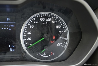 2016款海马M3 1.5L自动舒适型