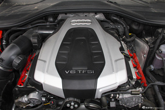 2014款奥迪A8L 3.0T自动45TFSI quattro专享型