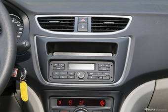 2015款东风风神L60 1.6L手动新动型