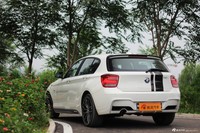 宝马1系轿车