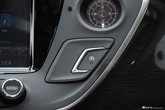 2015款昂科威20T两驱领先型