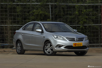 2015款逸动1.6L手动豪华型国5