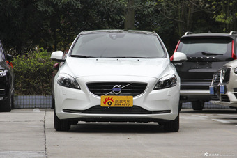 2016款沃尔沃V40 1.5T自动 T3 智逸版