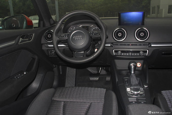 2015款 Sportback 45 TFSI S line 运动型