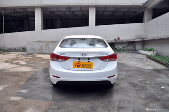 2012款朗动1.6L手动领先型