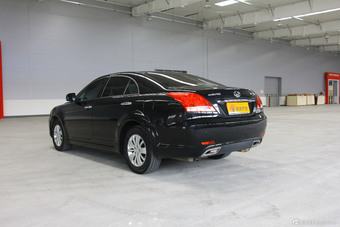 2011款华泰B11 1.8T汽油自动尊贵版到店实拍