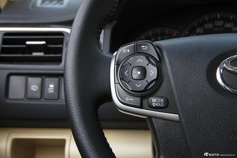 2015款凯美瑞2.0G豪华版