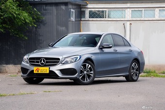 2015款奔驰C级C200 2.0T自动运动版图片