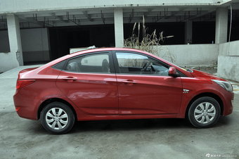 2014款瑞纳1.4L手动智能型