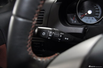 2011款骏捷FSV 1.5L手动精英