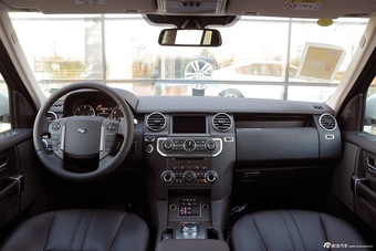 2015款第四代发现3.0自动SDV6 HSE柴油版图片