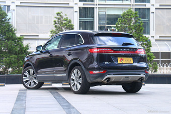 2015款林肯MKC 2.0T四驱总统系列