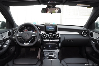 2015款奔驰C级C200 2.0T自动运动版图片