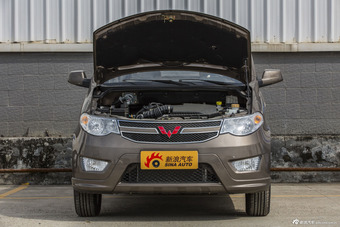 2014款五菱宏光S 1.2L  手动标准型图片