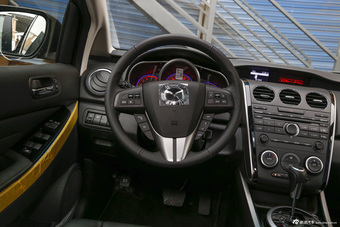 2014款马自达CX-7 2.5L自动两驱豪华版