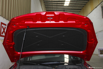 2015款绅宝D50 1.5L CVT标准超值导航版