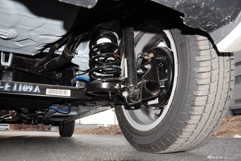 2014款奔奔1.4L自动尊贵天窗型