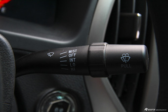 2015款比亚迪全新F3节能版1.5L自动豪华型