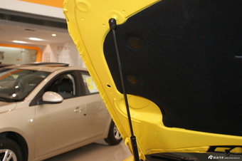 2012款雪佛兰科迈罗