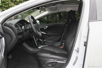 2016款沃尔沃V40 1.5T自动 T3 智逸版