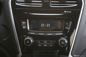 2015款传祺GS5 Super 2.0L手动两驱舒适版