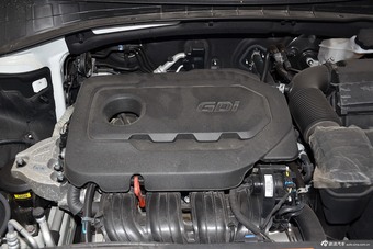 2015款索兰托L 2.4L自动汽油4WD定制版 7座 国V