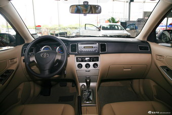 2013款花冠1.6L自动豪华版