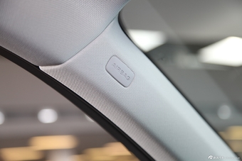 2013款奥迪Q3 40TFSI quattro四驱豪华型