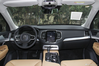 2015款沃尔沃XC90 2.0T自动 T6智逸版7座图片