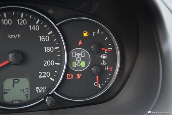 2015款帕杰罗·劲畅3.0L自动四驱旗舰版