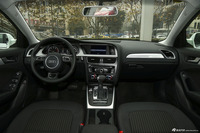 2015款奥迪A4L 45TFSIquattro个性运动型