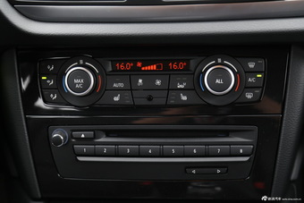 2014款宝马X1 xDrive20i X设计套装