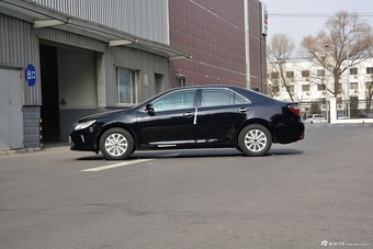 2015款凯美瑞2.0G 领先型