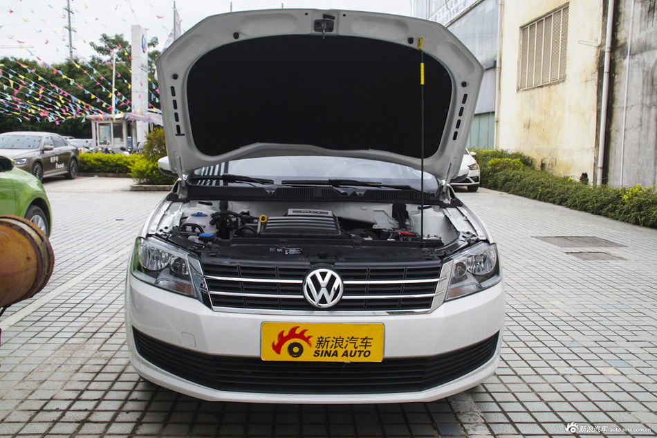 2015款朗行1.6L手动风尚型