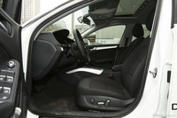 2015款奥迪A4L 45TFSIquattro个性运动型