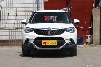 2016款中华V3 1.5T手动旗舰型