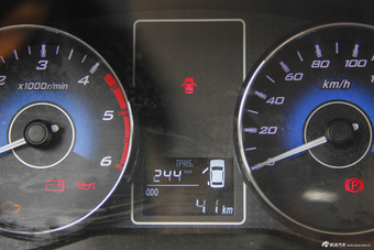 2016款中兴威虎TUV 2.5T手动澳洲版柴油两驱豪华型