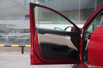 2015款英朗15N手动豪华型