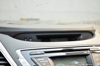 2012款朗动1.6L手动领先型