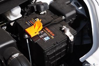 2015款哈弗H1 1.5L自动尊贵型