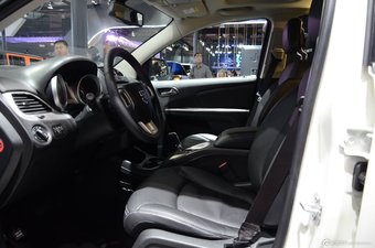 2015上海车展：进口7座酷威