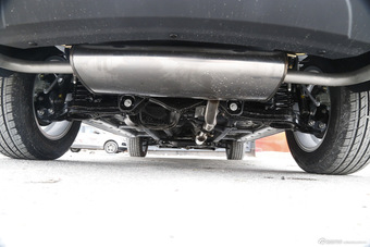 2015款众泰T600 1.5T手动精英型