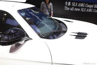 奔驰SLS AMG