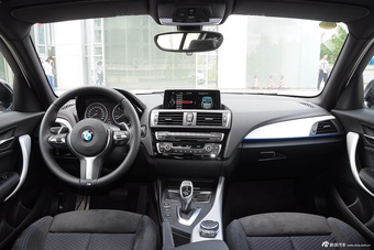 2015款宝马1系M135i 3.0T自动图片