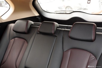 2015款宝骏560 手动豪华