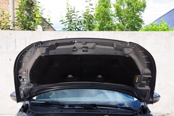 2015款东风标致308S 1.6T自动劲驰版