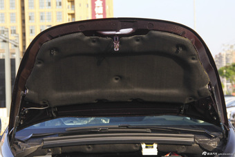 2015款DS 5 1.6T自动雅致版THP160