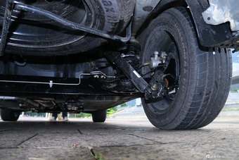 2016款风行S5001.6L自动尊贵型