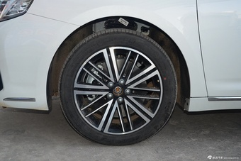 2016款东风A9 1.8T自动豪华型